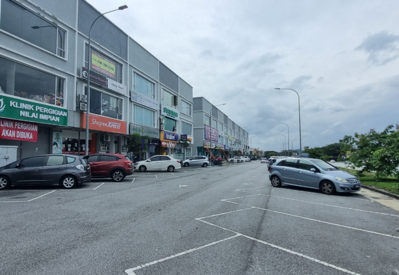 Kawasan Perniagaan Wira Nilai 3