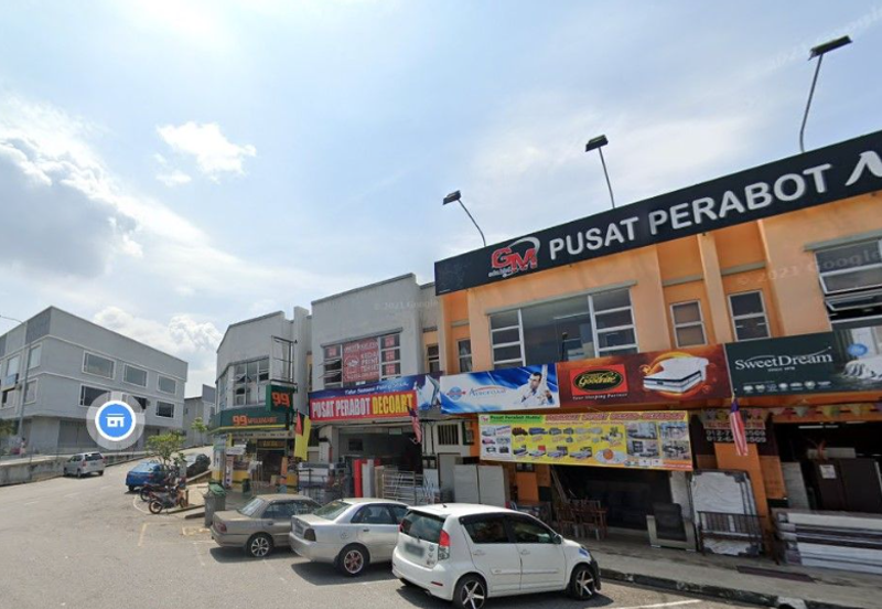 Kawasan Perniagaan Wira Nilai 3