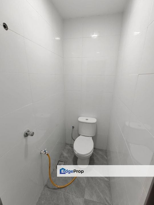 Jalan Bendera Taman Ungku Tun Aminah Single Storey Endlot, Johor, Skudai