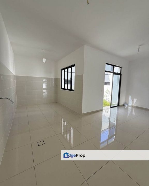 Eco Botanic Cluster Garden For Sale New with Lower price, Johor, Nusajaya