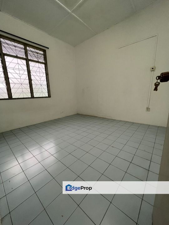 Taman Johor Single Storey Terrace House Corner Lot for Sale @RM580,000 ...
