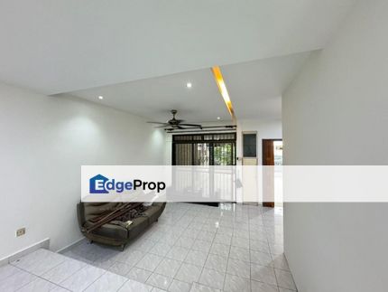 Taman Bukit Mewah Double Storey Terrace House, Johor, Tampoi