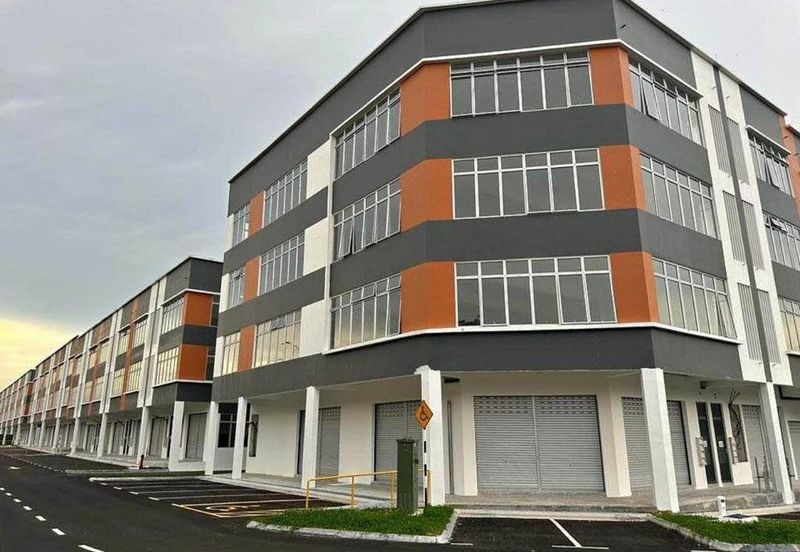 Crest @ Austin Emerald 1