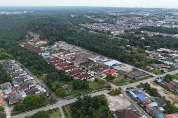 11 Acres Agriculture Zoning Residential Land @ Parit Kudus, Pontian, Johor. Near Taman Rakyat, Pontian Besar, Pekan Nanas