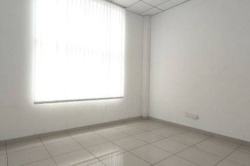 Kempas Utama Industrial Park