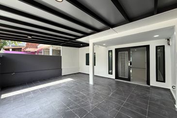 Single Storey Terrace House @ 25 Jalan Indah 4, Taman Indah, Johor Bahru. Near Kempas, Larkin, Tampoi, Sri Bahagia