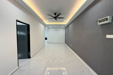 Single Storey Terrace House @ 25 Jalan Indah 4, Taman Indah, Johor Bahru. Near Kempas, Larkin, Tampoi, Sri Bahagia