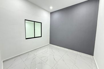 Single Storey Terrace House @ 25 Jalan Indah 4, Taman Indah, Johor Bahru. Near Kempas, Larkin, Tampoi, Sri Bahagia