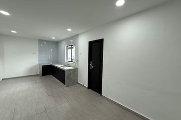 Single Storey Terrace House @ 25 Jalan Indah 4, Taman Indah, Johor Bahru. Near Kempas, Larkin, Tampoi, Sri Bahagia