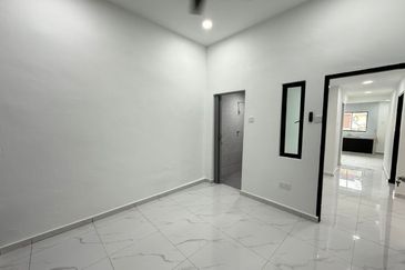 Single Storey Terrace House @ 25 Jalan Indah 4, Taman Indah, Johor Bahru. Near Kempas, Larkin, Tampoi, Sri Bahagia