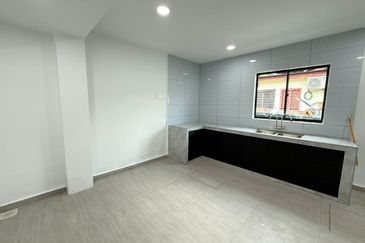 Single Storey Terrace House @ 25 Jalan Indah 4, Taman Indah, Johor Bahru. Near Kempas, Larkin, Tampoi, Sri Bahagia