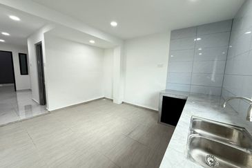 Single Storey Terrace House @ 25 Jalan Indah 4, Taman Indah, Johor Bahru. Near Kempas, Larkin, Tampoi, Sri Bahagia