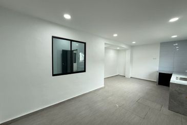 Single Storey Terrace House @ 25 Jalan Indah 4, Taman Indah, Johor Bahru. Near Kempas, Larkin, Tampoi, Sri Bahagia