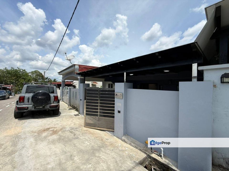 Single Storey Low Cost House @ 23 Jalan Pertanian 28, Taman Universiti, Skudai Johor. Skudai Indah, Mutiara Rini, Pulai Utama, Johor, Skudai