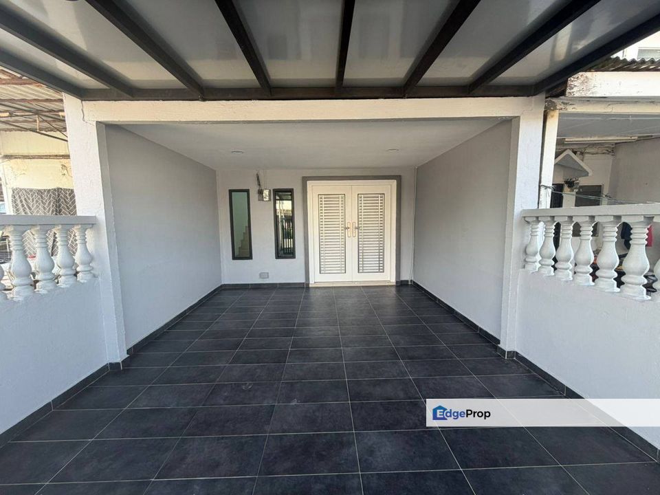 Double Storey Low Cost @ 34 Jalan Makmur 15, Taman Damai Jaya, Skudai, Johor. Near Tun Aminah, Taman Universiti, Sutera Utama, Johor, Skudai