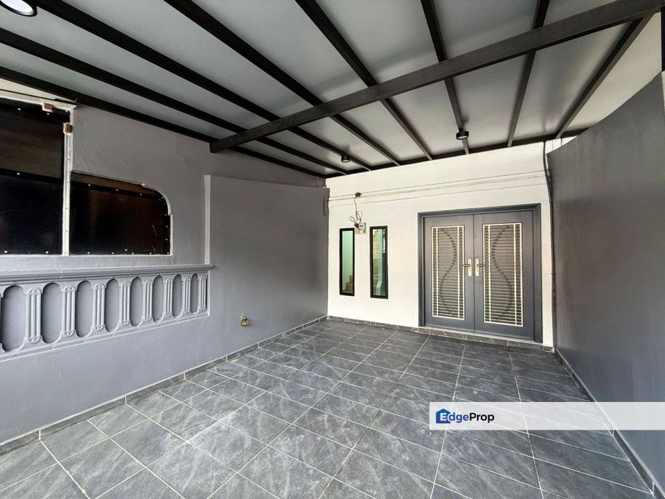 Double Storey Low Cost @ 7 Jalan Makmur 52, Taman Damai Jaya, Skudai, Johor. Near Tun Aminah, Taman Universiti, Sutera Utama, Johor, Skudai