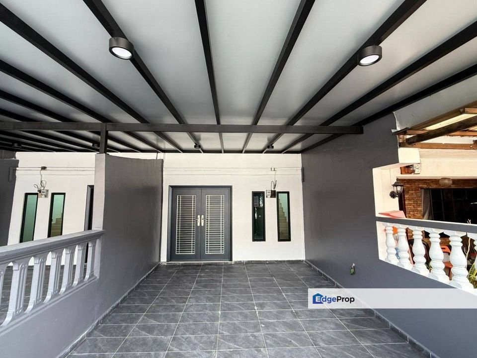 Double Storey Low Cost @ 9 Jalan Makmur 52, Taman Damai Jaya, Skudai, Johor. Near Tun Aminah, Taman Universiti, Sutera Utama, Johor, Skudai