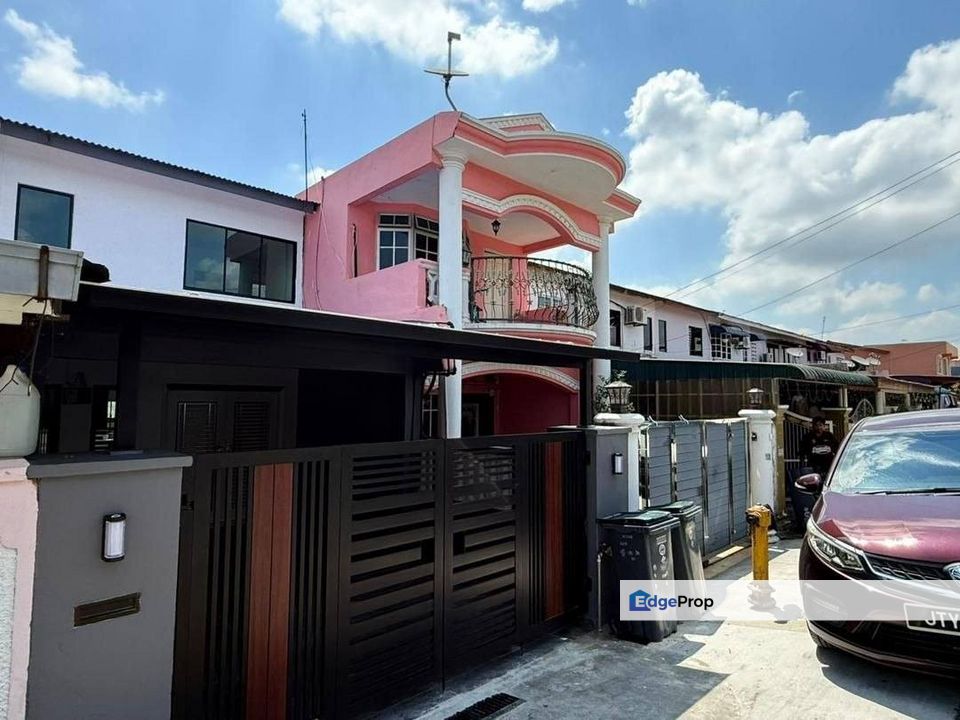 Double Storey Low Cost @ 17 Jalan Makmur 48, Taman Damai Jaya, Skudai, Johor. Near Tun Aminah, Taman Universiti, Sutera Utama, Johor, Skudai