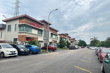 Kempas Utama Industrial Park