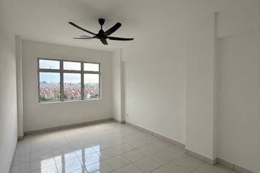 Merpati Indah Apartment @ Bandar Putra Kulai