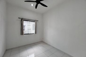 Jalan Setia Tropika 4/1