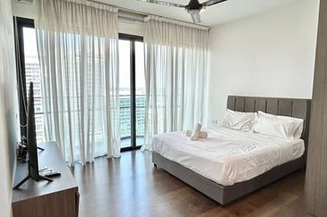 Almas @ Puteri Harbour