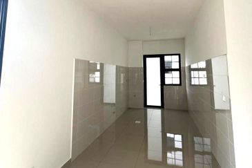 Tate Dalton @ Eco Botanic 2