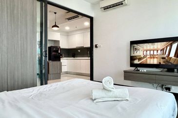 Almas @ Puteri Harbour