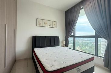 The M @ Medini Macrolink