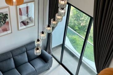 The M @ Medini Macrolink