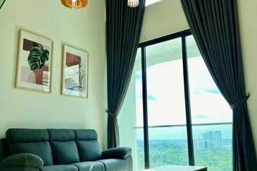 The M @ Medini Macrolink