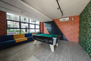 D'Summit Residences @ Kempas Utama