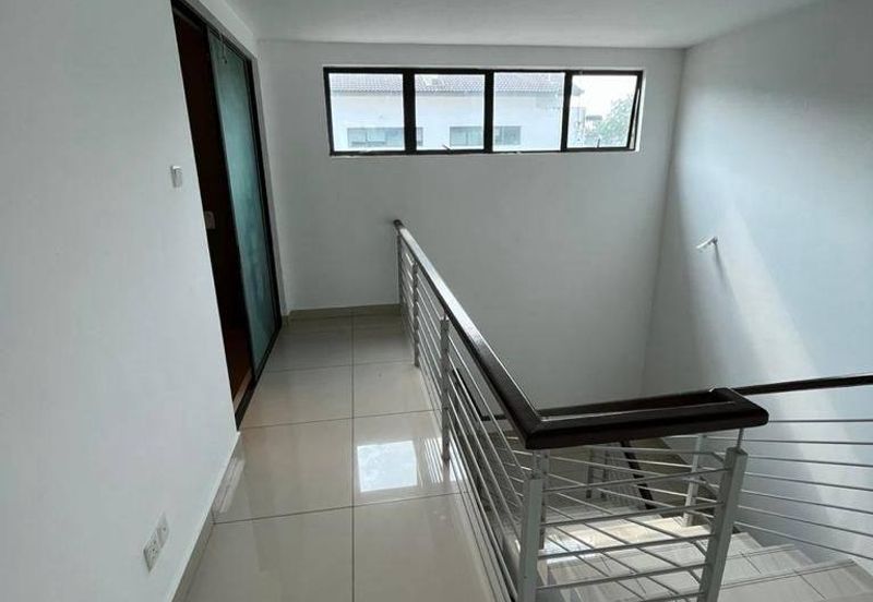 Taman Indahpura Three Storey Terrace ,Johor Bahru,Johor ,FOR RENT