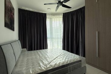 The M @ Medini Macrolink