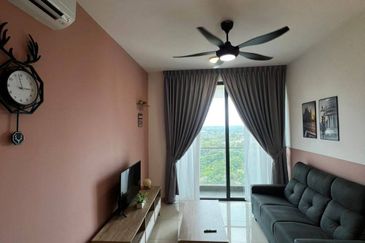 The M @ Medini Macrolink