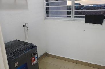 Dedaun Hijau (Greenfield Regency)