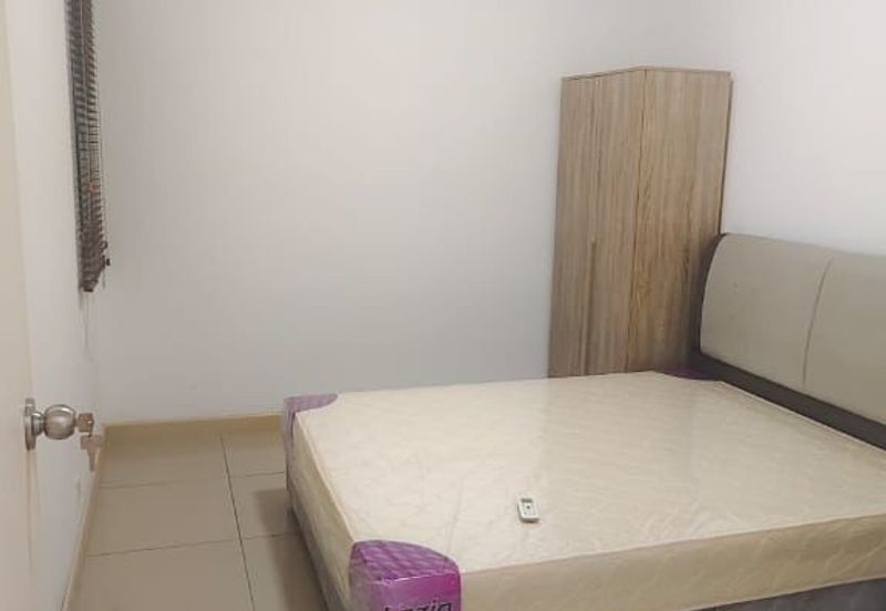 Dedaun Hijau (Greenfield Regency)