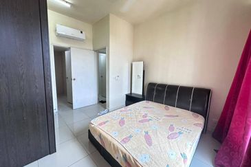 Dedaun Hijau (Greenfield Regency)