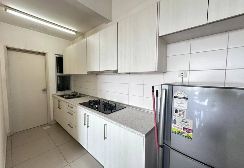 Dedaun Hijau (Greenfield Regency)