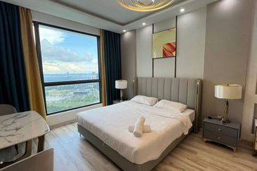 The M @ Medini Macrolink