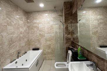 Paragon Suites @ CIQ