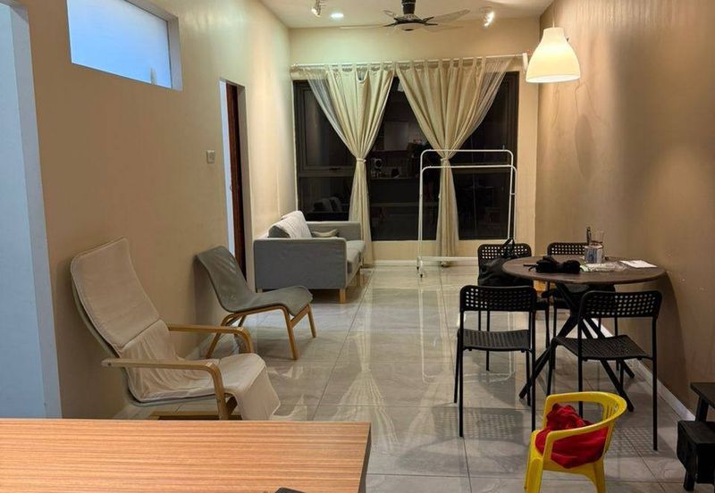 The WaterEdge Residences