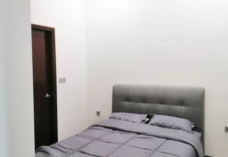 Paragon Suites @ CIQ