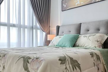 The M @ Medini Macrolink