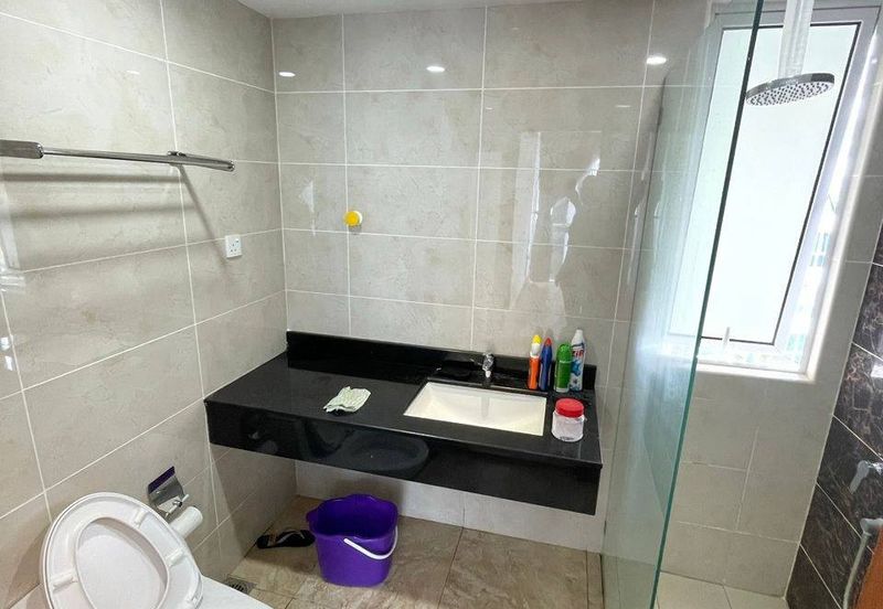 Paradiso Nuova Medini