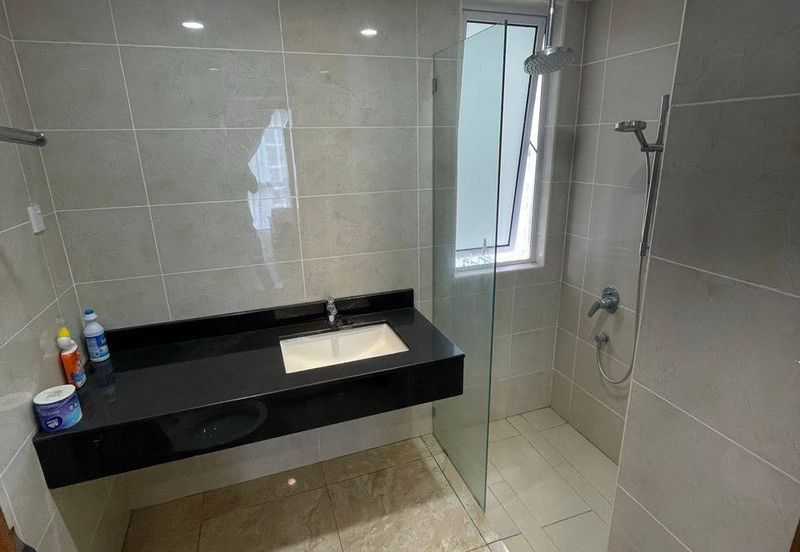 Paradiso Nuova Medini