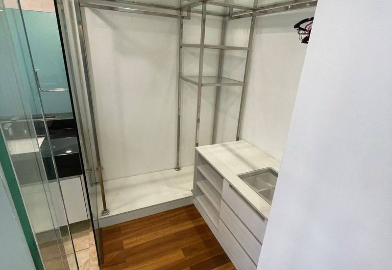 Paradiso Nuova Medini