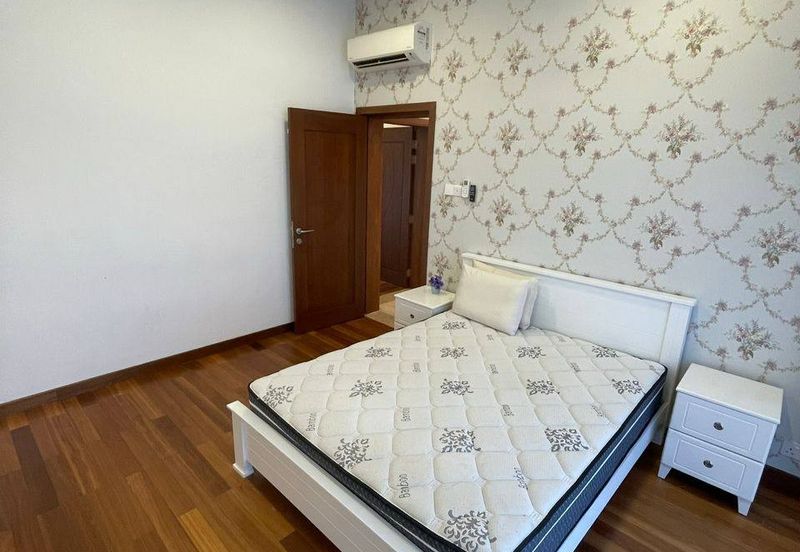 Paradiso Nuova Medini