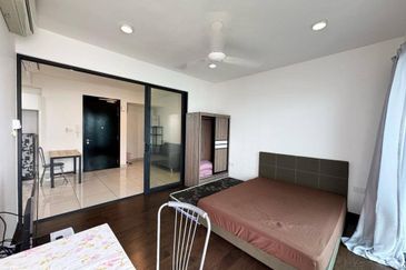 Almas Suites @ Puteri Harbour