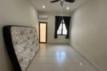 Jalan Sutera Pulai 1/5